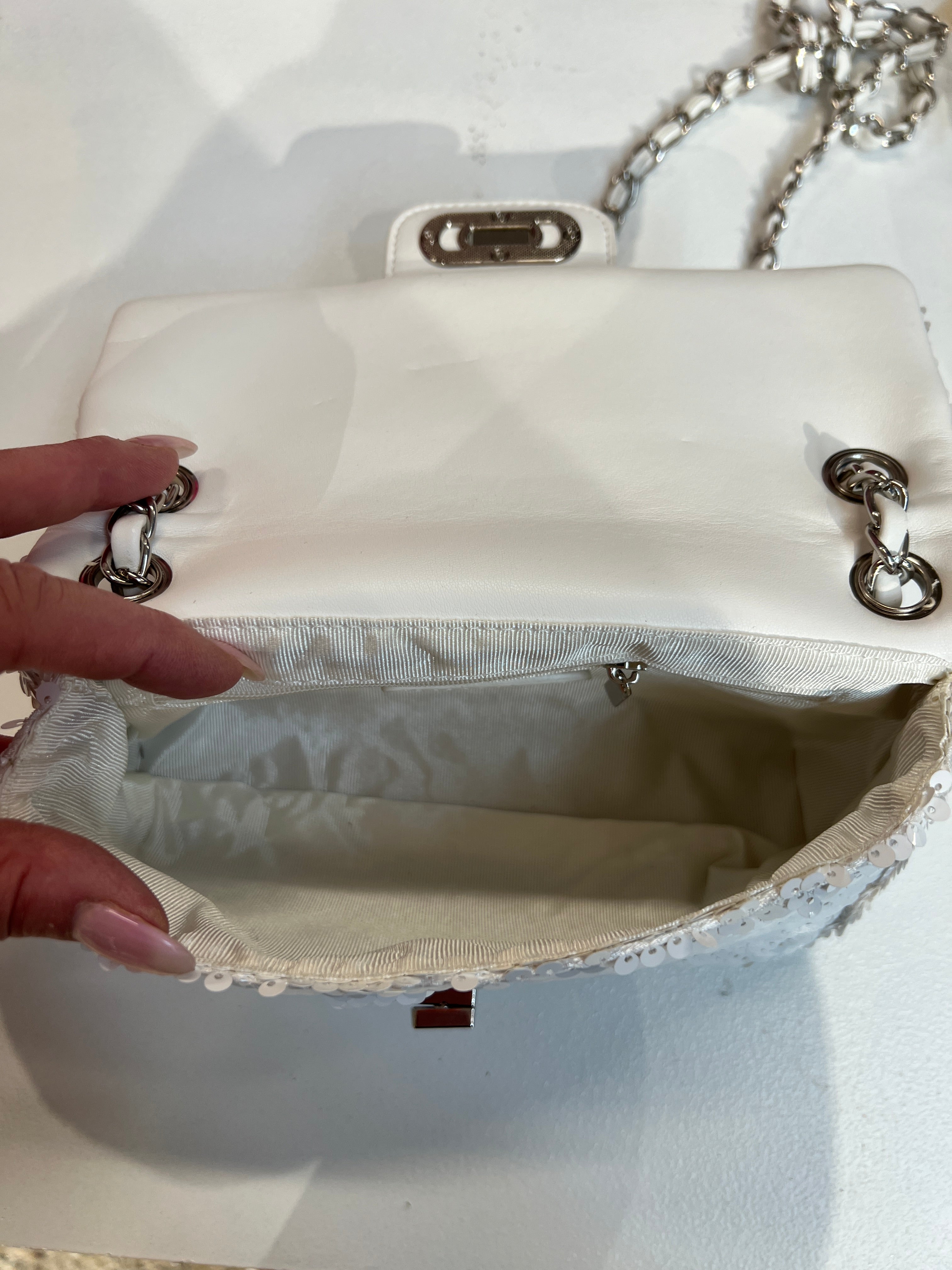 Alina - Paillet taske med sølv kæde